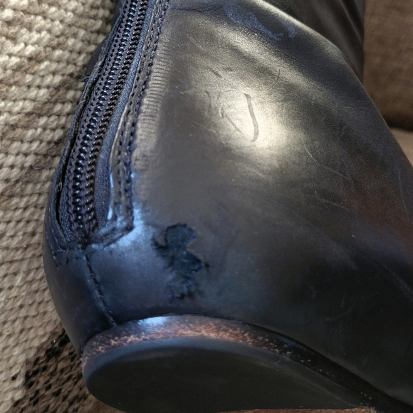 Vera Wang Lavender Thigh High Boot Size 9.5 - Picture 6 of 6